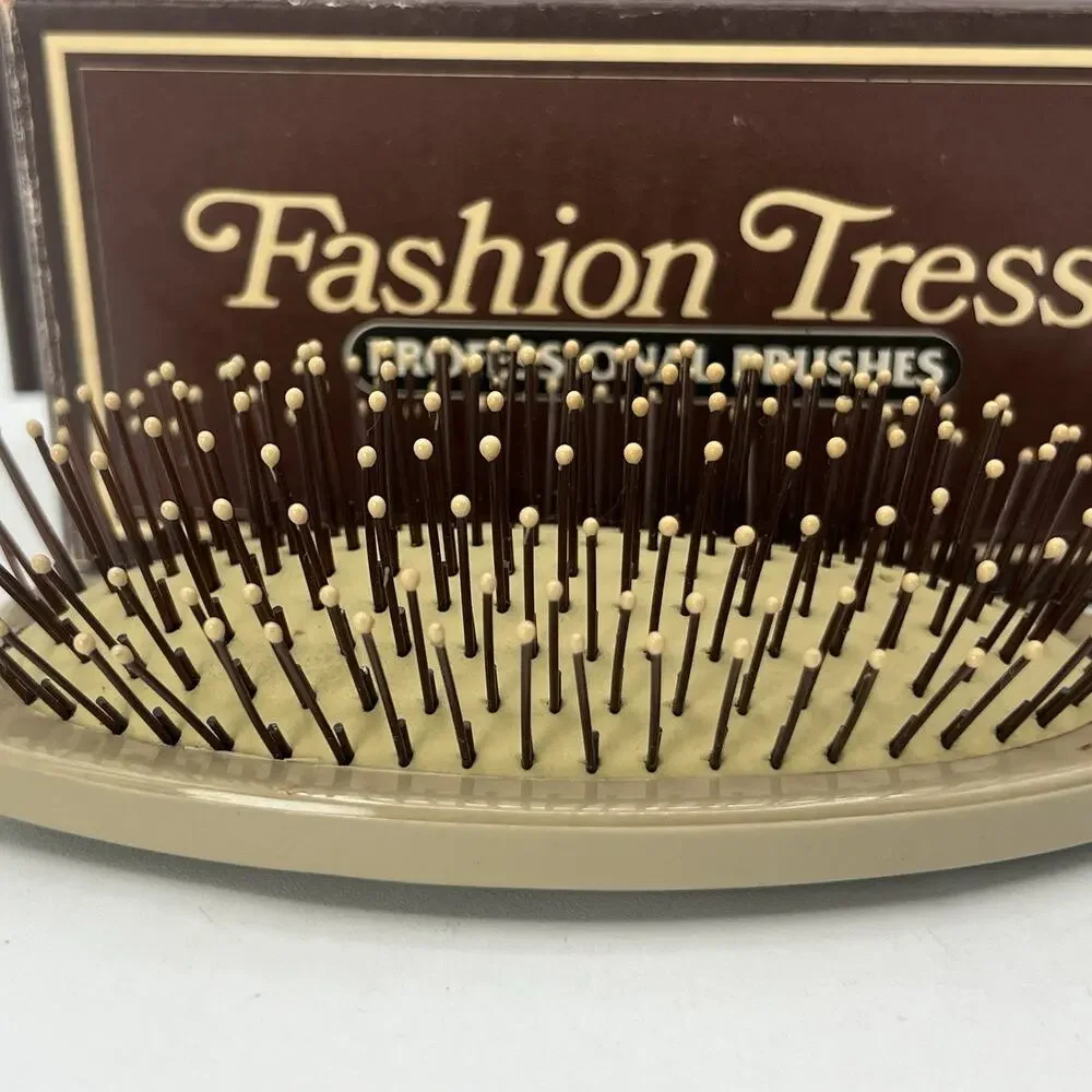 Vintage 1980s Fashion Tress Professional Brush 7708 Taiwan Beige 9